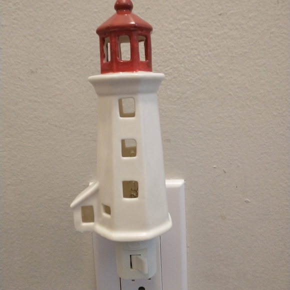 Porcelain Night Light - Picture 12 of 16